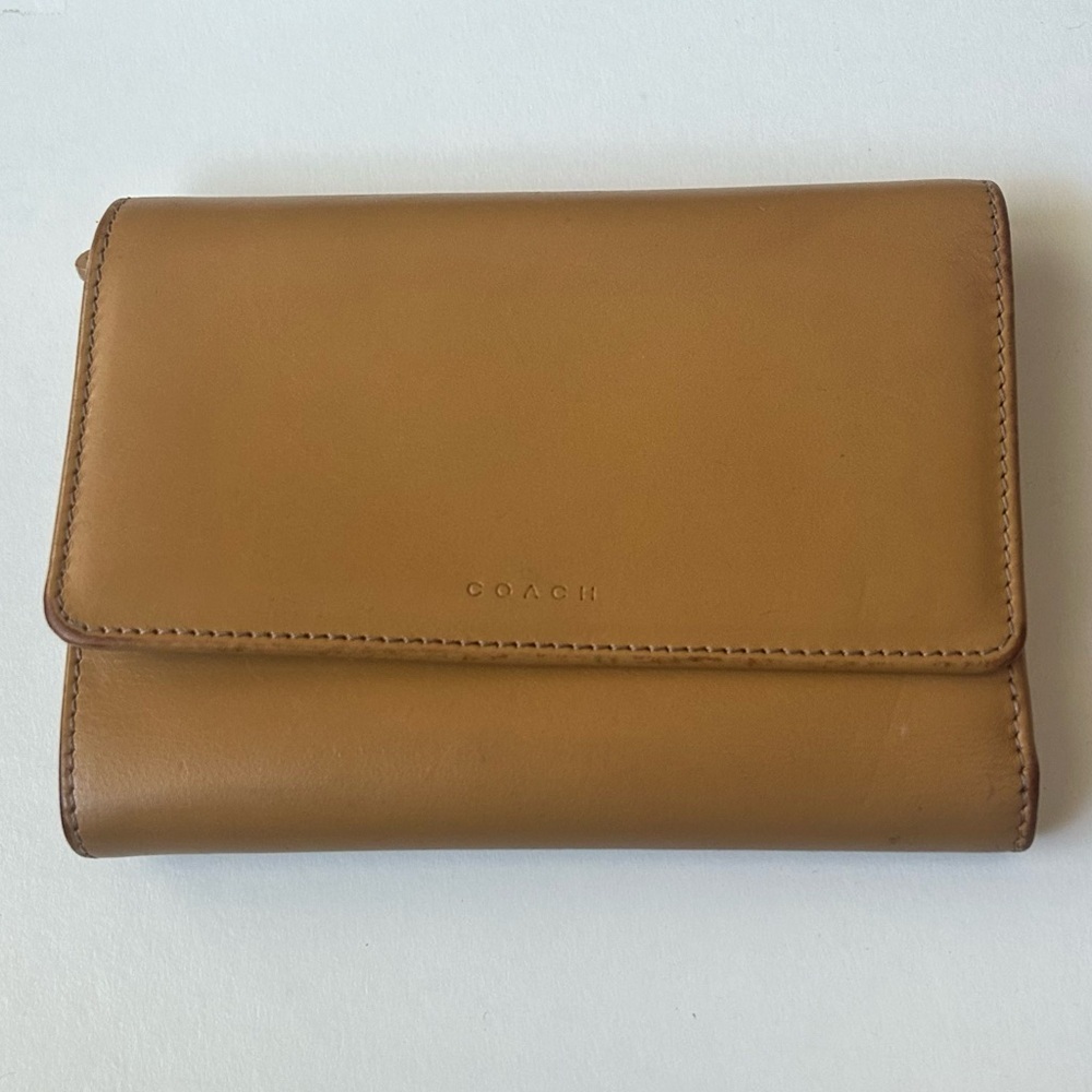 Vintage Coach Leather Tri Fold Card Holder Wallet Tan Camel 5.5”x4”